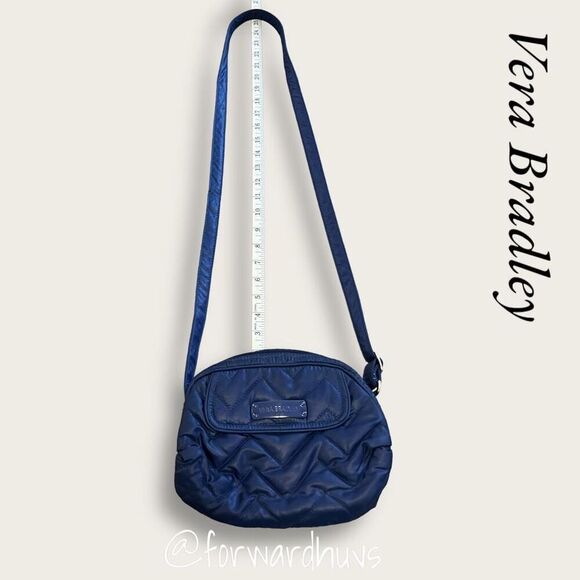 Vera Bradley Blue Quilted Crossbody Bag - Stylish and Practical - Picture 4 of 12